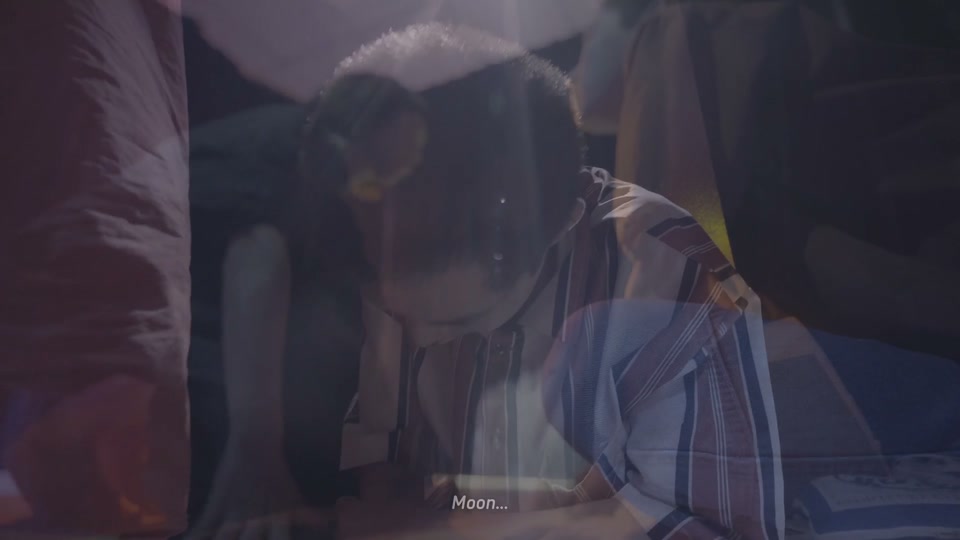 Film still at 25:43, Sun Jiarui: Moon.