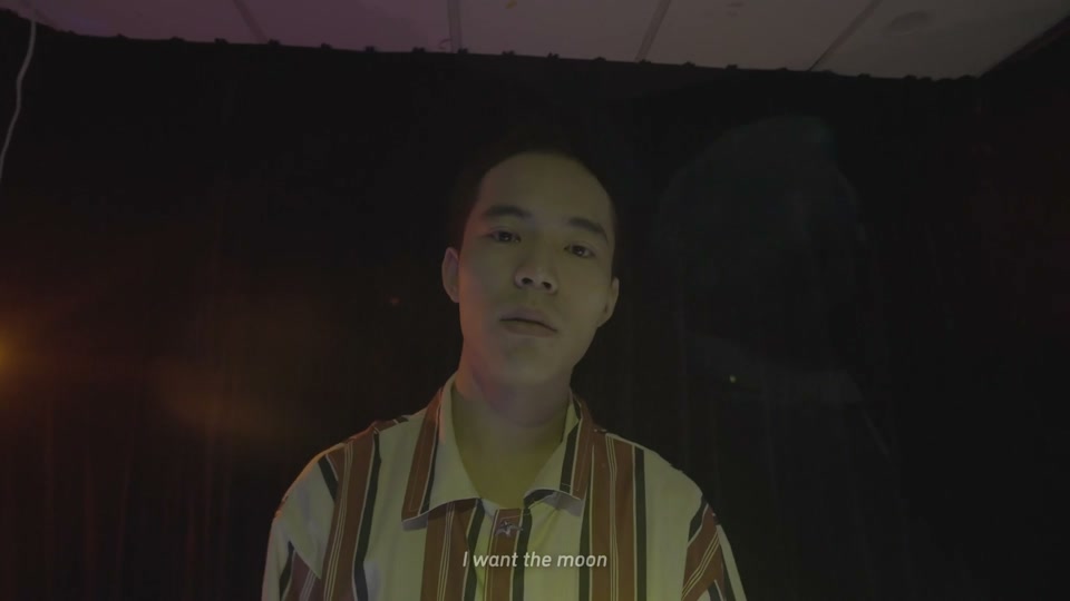 Film still at 28:24, Sun Jiarui: I want the moon.